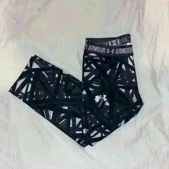 Under Armour Cropped Patterned Leggings - Picture 2 of 3